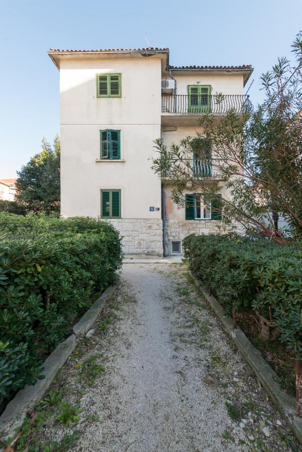 Rooms Lucia Сплит Екстериор снимка