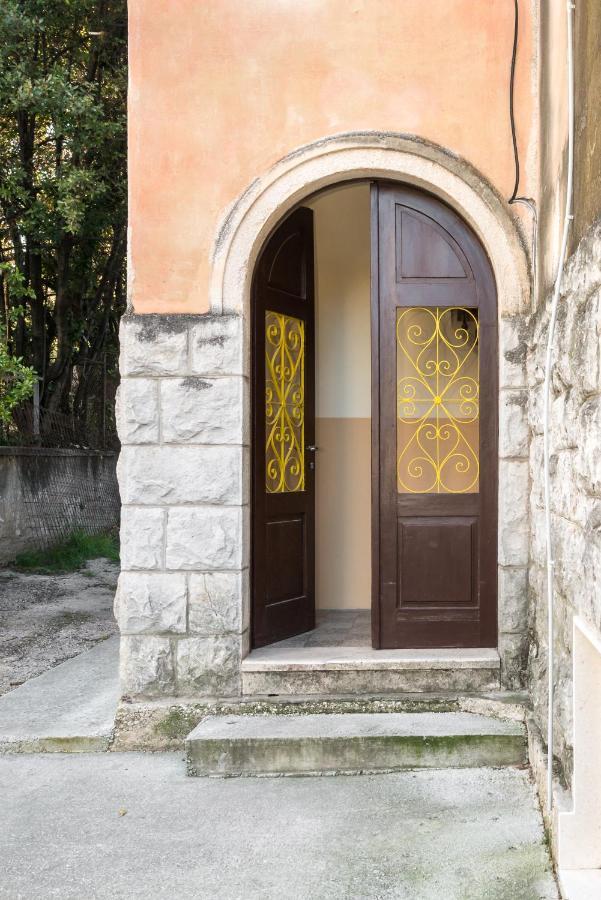 Rooms Lucia Сплит Екстериор снимка