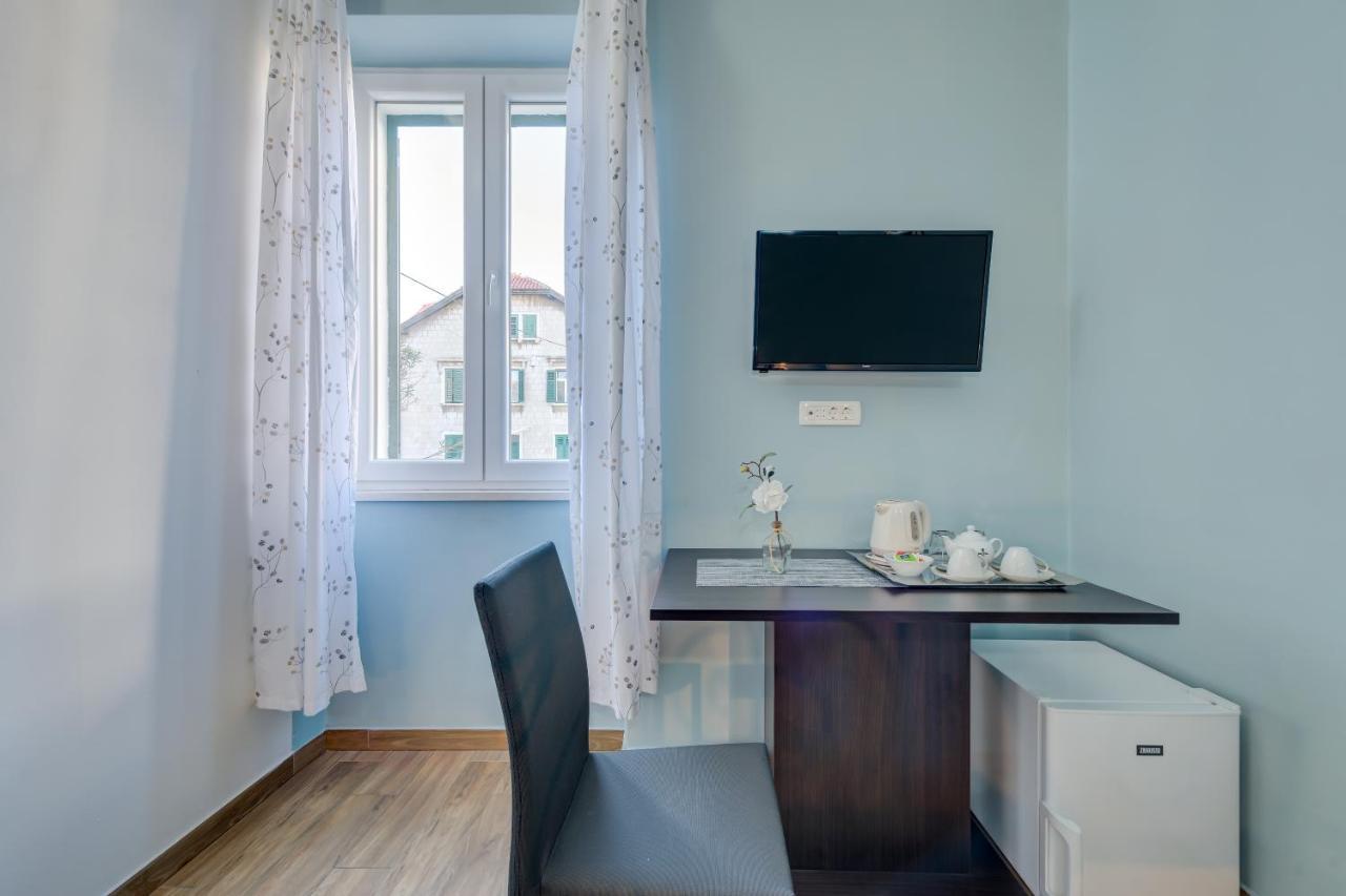 Rooms Lucia Сплит Екстериор снимка