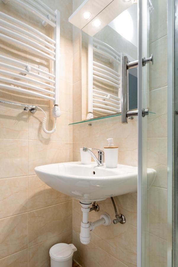 Rooms Lucia Сплит Екстериор снимка