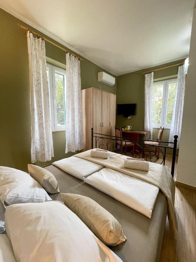Rooms Lucia Сплит Екстериор снимка